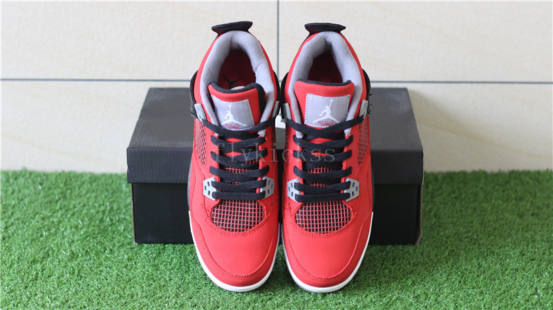 Authentic Air Jordan IV 4 Toro Bravo